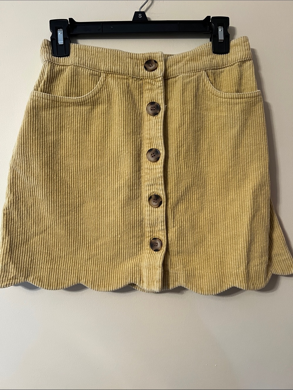 Scallop-Hem Corduroy Mini Skirt in Mustard Yellow